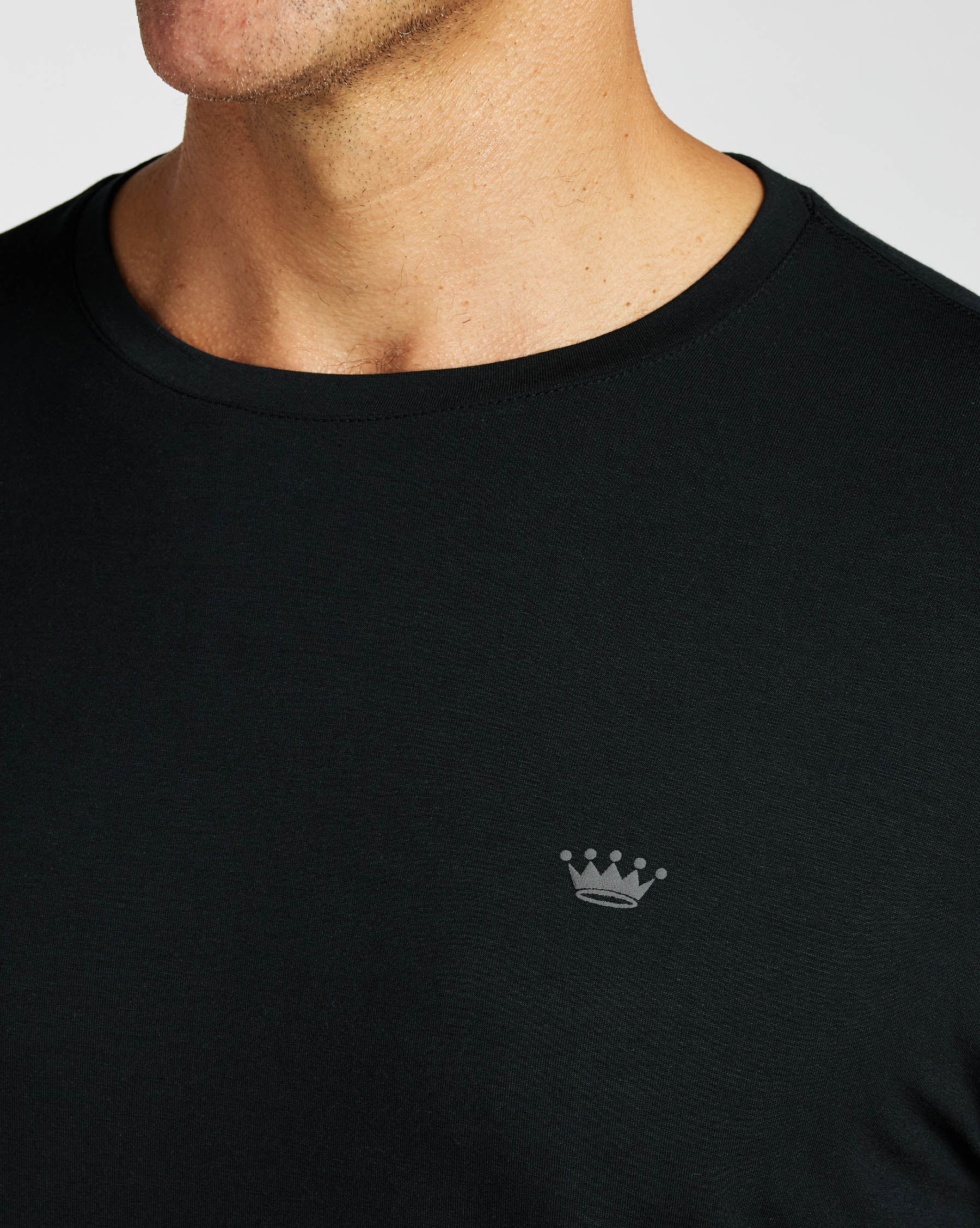 Black Leisure Tee